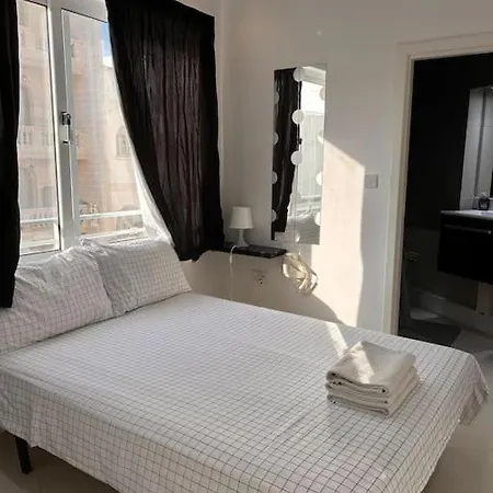 Modern Studio In Mgarr Malta Exterior photo